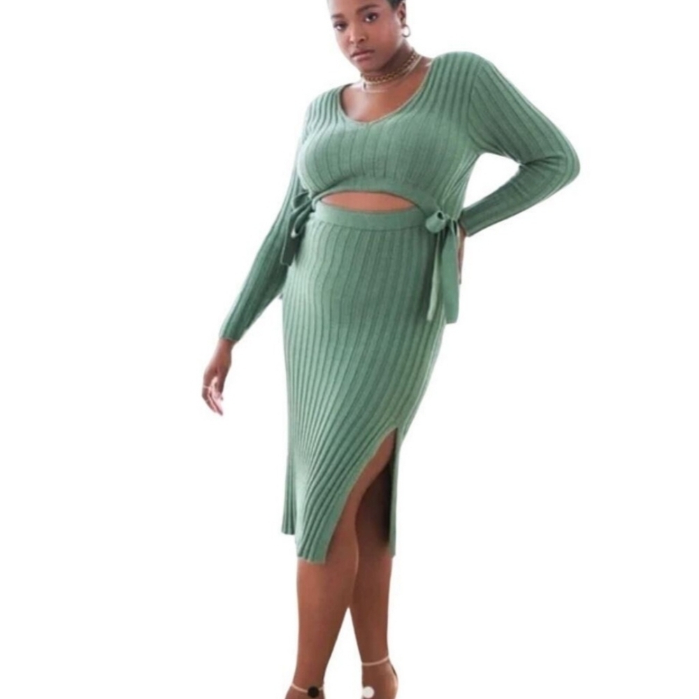 Eloquii Ribbed Knit Cutout Midi Dress Vneck w Shoulder Pads & Slit Sage‎ Green